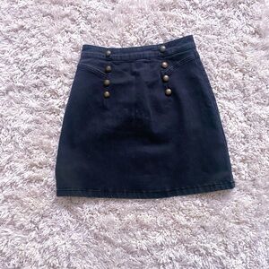 GUESS Mini black denim skirt with gold buttons